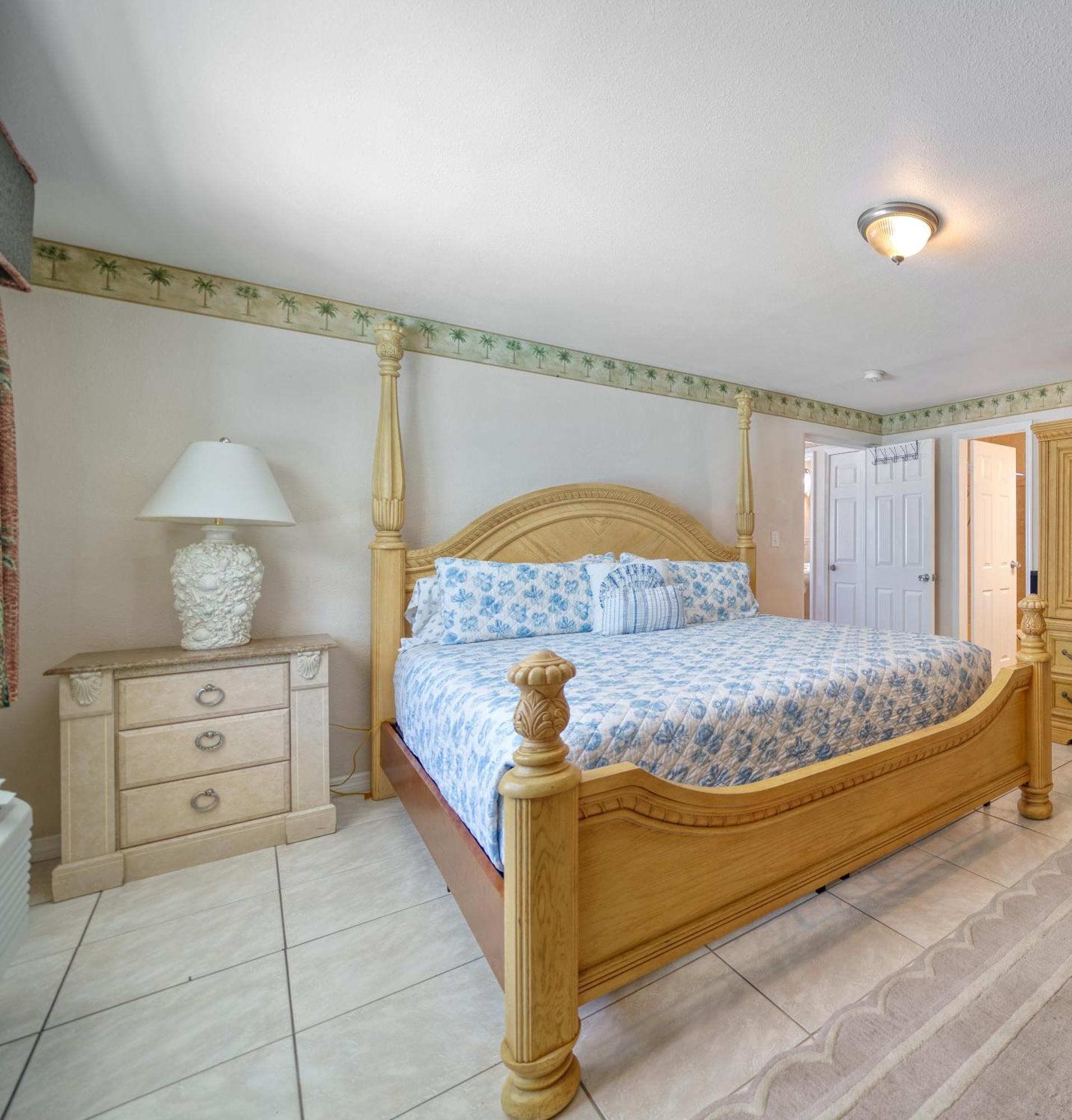Camelot Beach Suites Clearwater Beach Buitenkant foto