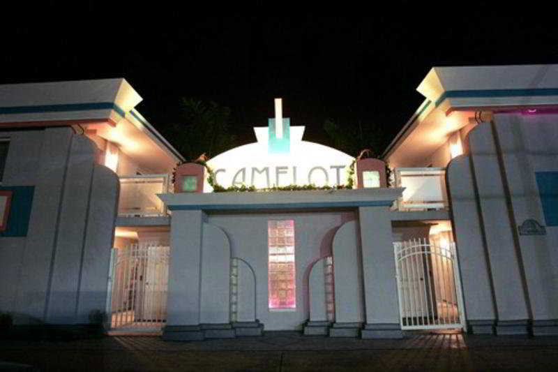 Camelot Beach Suites Clearwater Beach Buitenkant foto